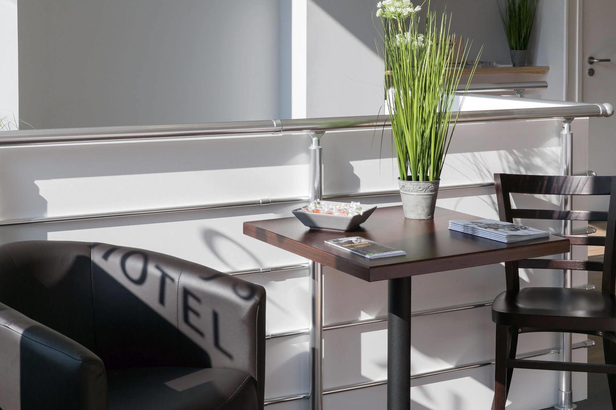 Hotel Foch Nancy Gare 외부 사진